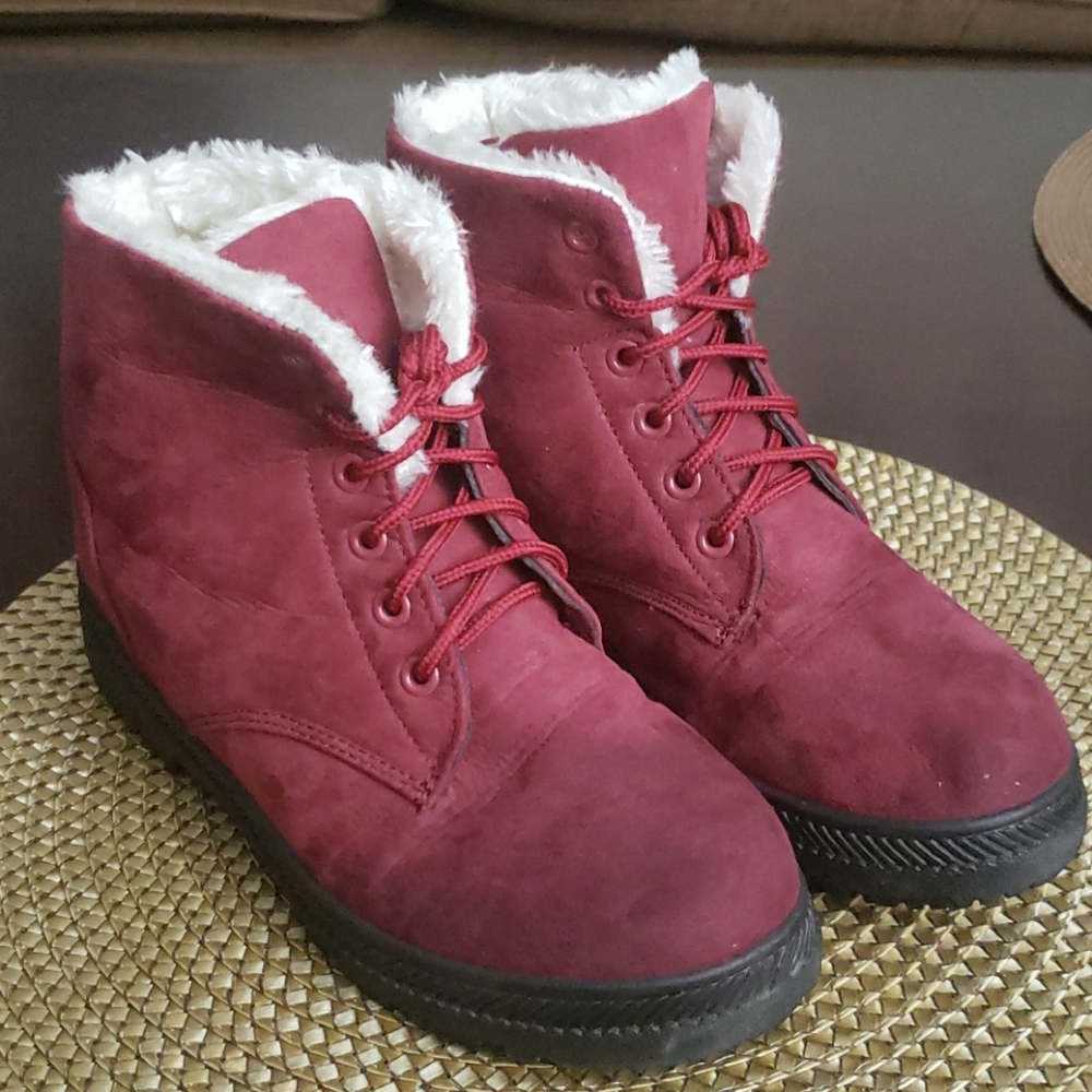 Lady's booties